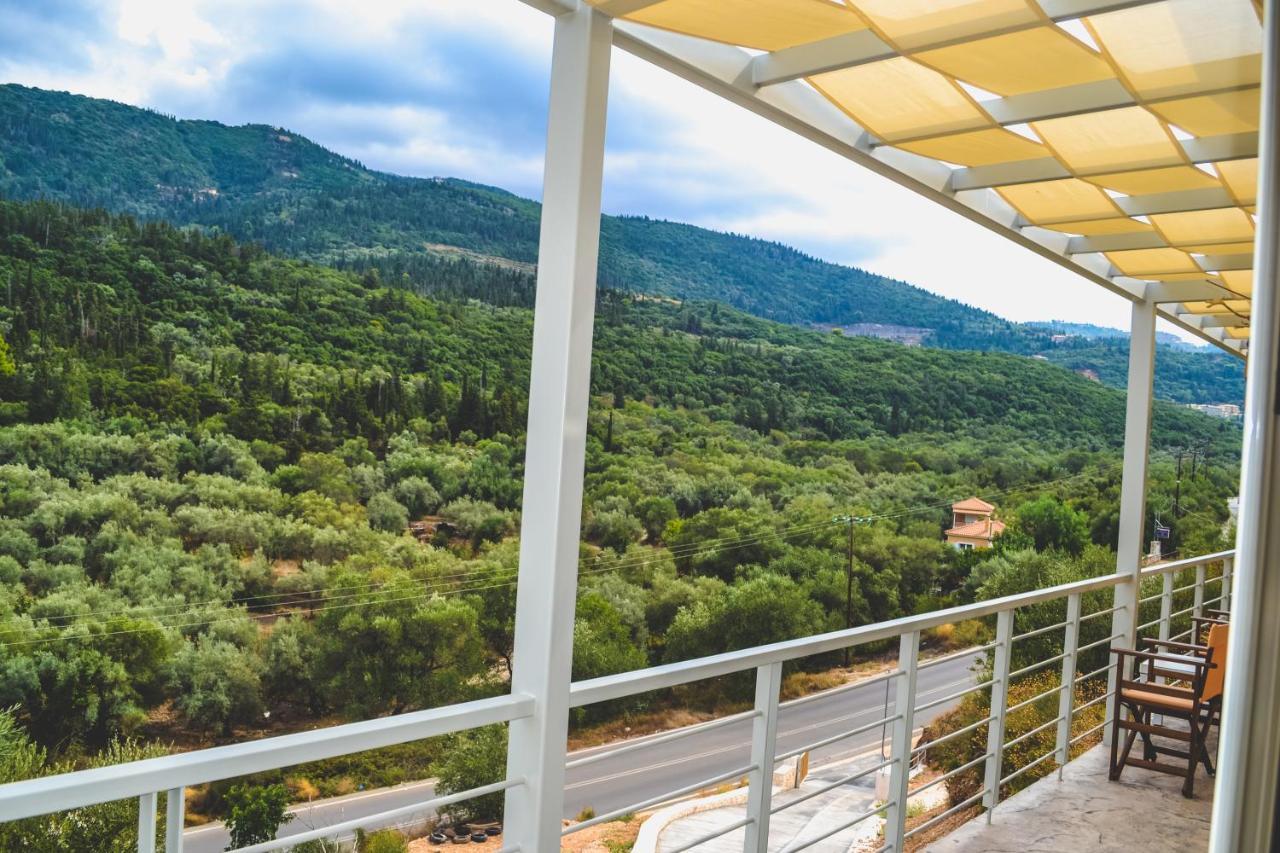Av Apartment Áyios Nikítas Exteriör bild