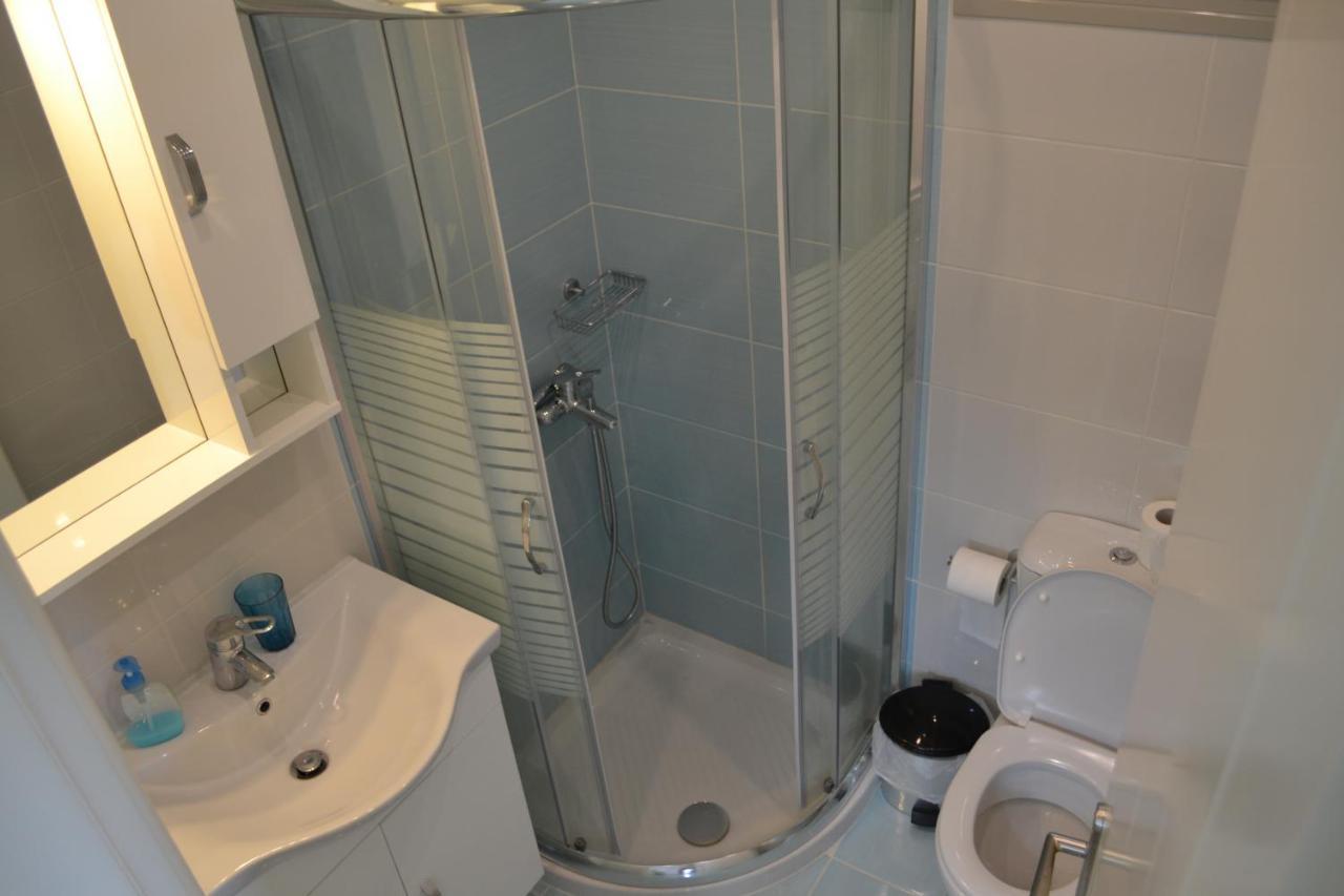 Av Apartment Áyios Nikítas Exteriör bild