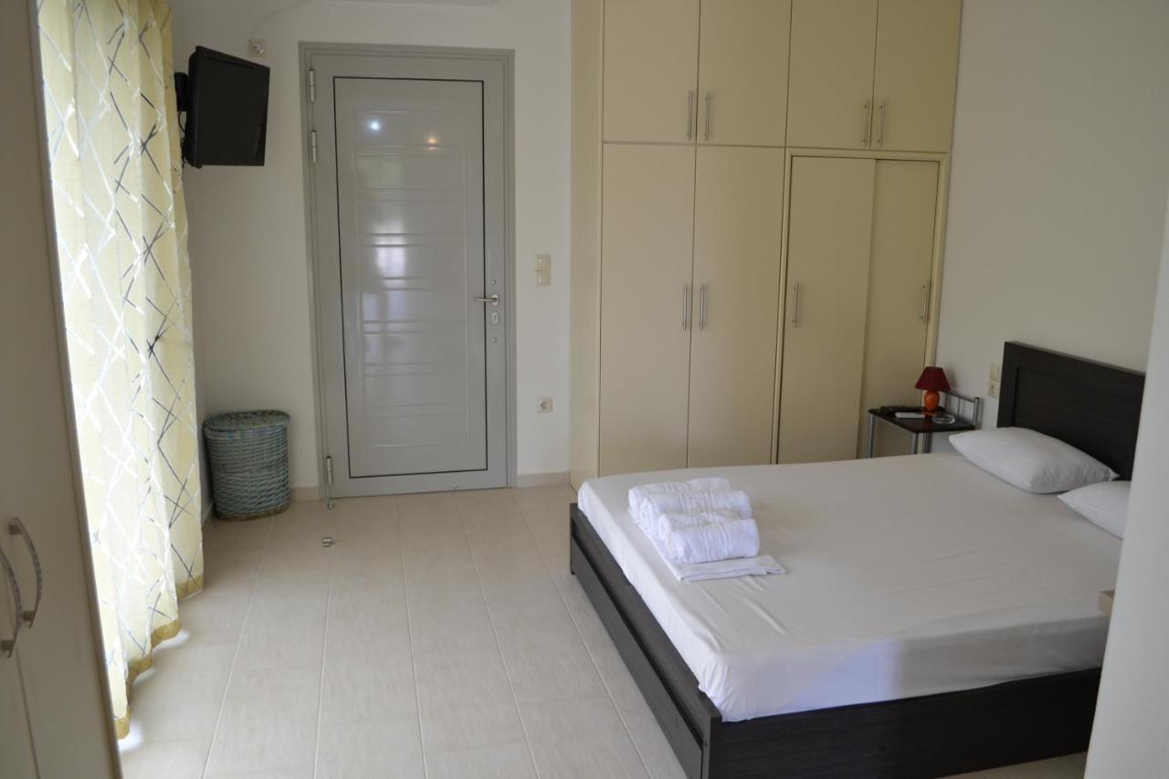 Av Apartment Áyios Nikítas Exteriör bild